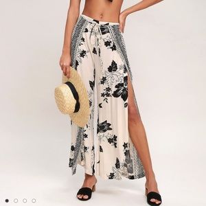 Lulus print wrap pants